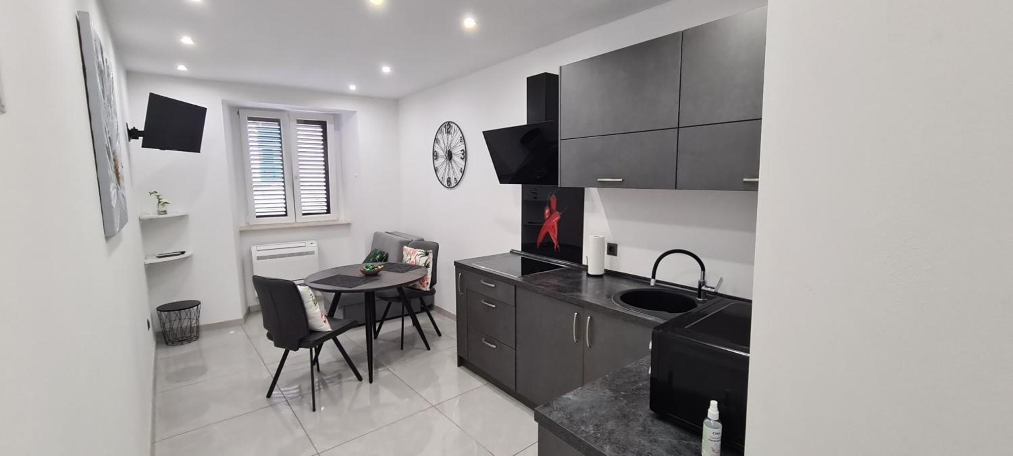 Apartman Julija 1 Rijeka Exterior foto